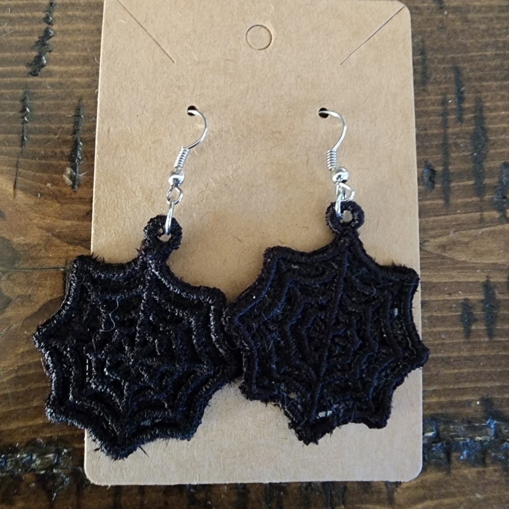 Black Lace Spider Web Earrings-Halloween Lace Hypoallergen Earrings - Picture 1 of 3